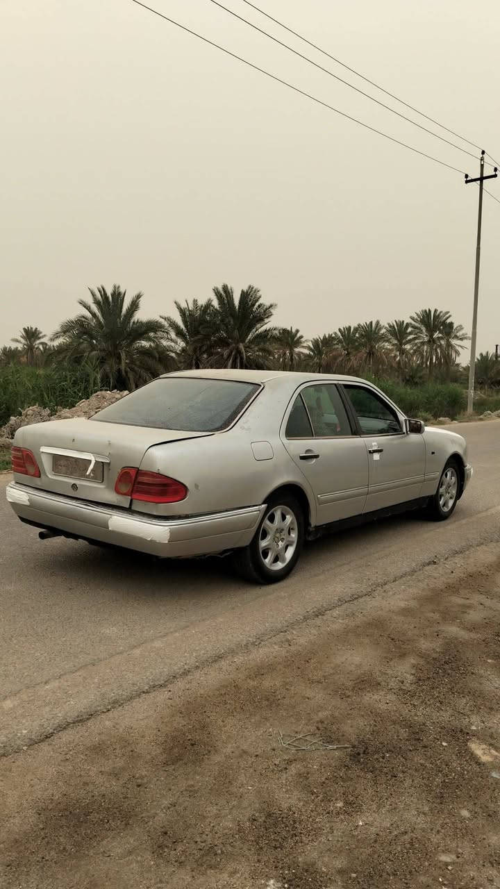 سلام عليكم سياره مارسدس ام عيون ادوات ادوات بيه ضربه خلفيه مصلحه من بره ومن جوه ما مصلحينه تخم تاير حداده مكينه كير تلث تالاف الكلاص الاسود تبريد ما يشتغل عينه طافيه وسجه مال جامه جهت سايق ولباقي كله جاهز مكاني البصره قضاء المدينه بني منصور سعر 19 وبيه مجال *********** مراوس ب جنون عادي سويج ب سويج
