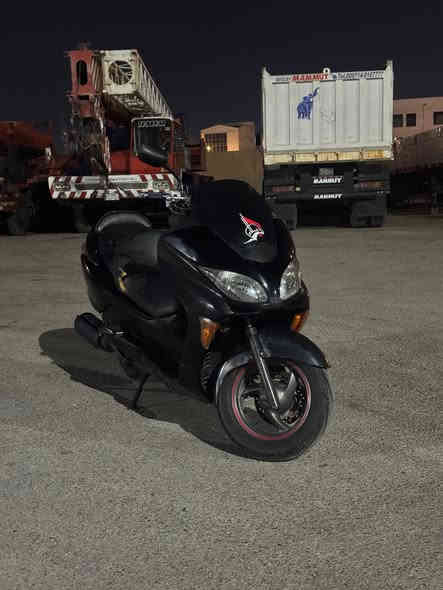 سلام عليكم ورحمة الله وبركاته 
فورزه 09 كرستال النظافة ميحتاج اسولف كدامك
مكفولة كفالة عامة ماشية 70 الف جاهزة 
السعر مليون و 250 وبيها مجال للشراي لا تقرنها بالتعبانه التواصل خاص او 
***********
‏***********
