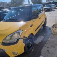 كيا صول2012 امريكي  رقم بغداد انكليزي  ضربتها جاملغ الايمن بدون دواخل ...