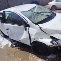 نيسان سني للبيع موديل 2025 ماشيه 24 الف فقط  السياره باسمي احولك ثاني ...