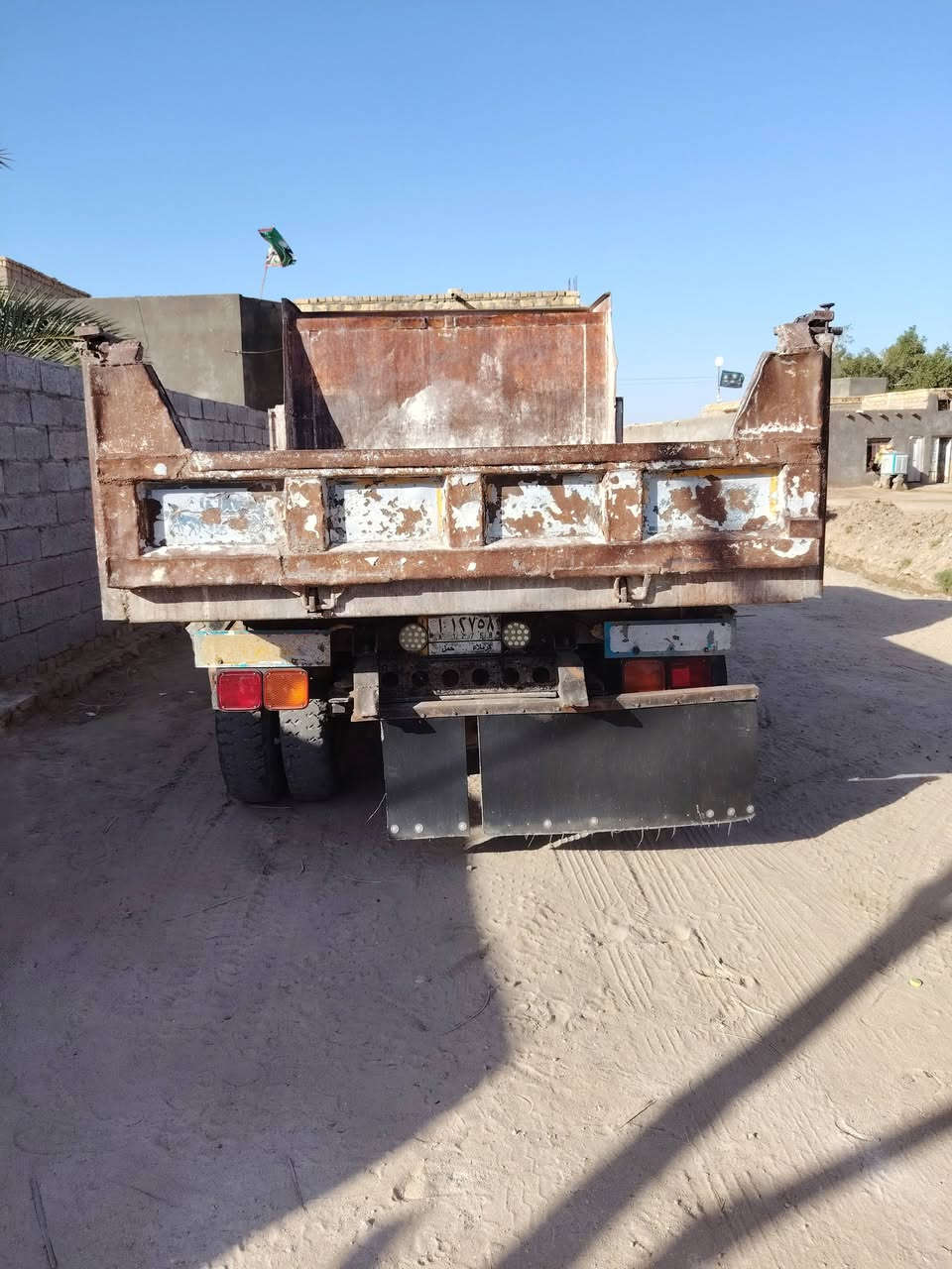 سياره ازوزه البيع اربعه طن السماوه ***********
