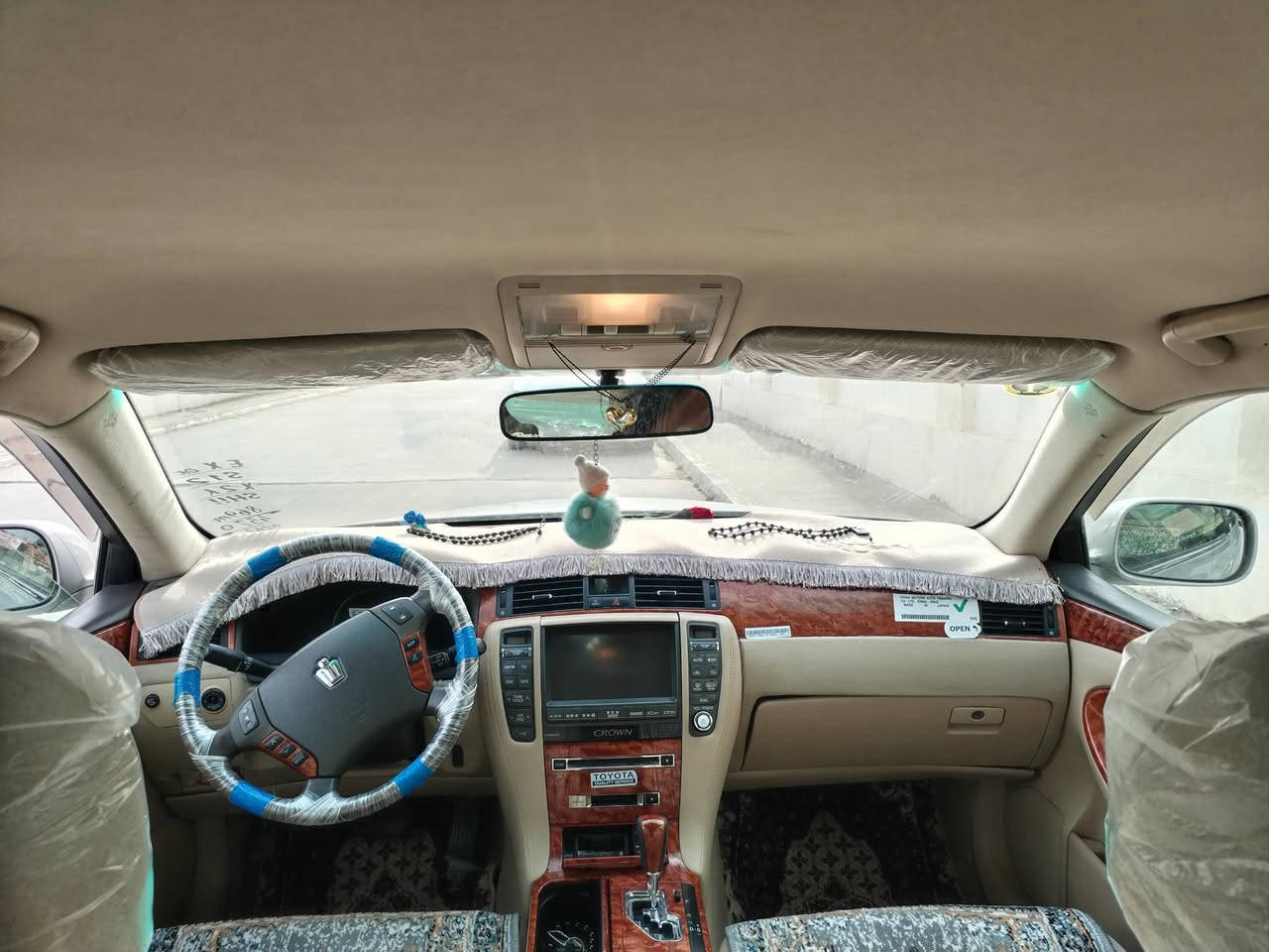 سەرەتا بە ناوی خوای گەورە میهرەبان ❤️
تویتا کروان شاهینە 2004 ✅
١٨٢ ی موس  ✅
دووبەسمە 🚗
3 دووگمە 🚀
مەکینە گةورة بة گةورة ✅
185هةزارى عقيقى روشتوه سفر✅
بەسمە رةش  ✅
کوشنەکانی شاز ✅
ساج قاوی✅
ناو زەردی ساج قاوی✅
ساج و دەشبل رەقەم یەک بى شكاوى ✅
ئاوئنە شەفت 👀
شاشە🚀
ساردو گەرم بەستراوە👌
برئکی  تازەگۆریە 🚗
جامەکانی هەلگیراوە🚗 
کارەبای کامل مەزبوتە 🚀
کامل ئیمپیفایەری و موکەبەرە مەزبوت🏆
کامل مەسرەف کراوە🚗
کامل کونی گەرمی گیراوە هەوای نایەتە ناوی🙅
5بەسمەیە بەسمەی سندوقی مەزبوتە
4تایە و ویلی  ڕۆیل 
بئ قەپو قۆپ 
سەقفی شوشەیە لەشەی شوشەیە
پئشو پشت کەپس بئ دەحمو لئدراو
سەقف وکەڤەری بە شەرت 
گئرو مەکینە بەشەرتی وەستا و رۆن گۆرین
مشتەریی تئل بکە 
***********
