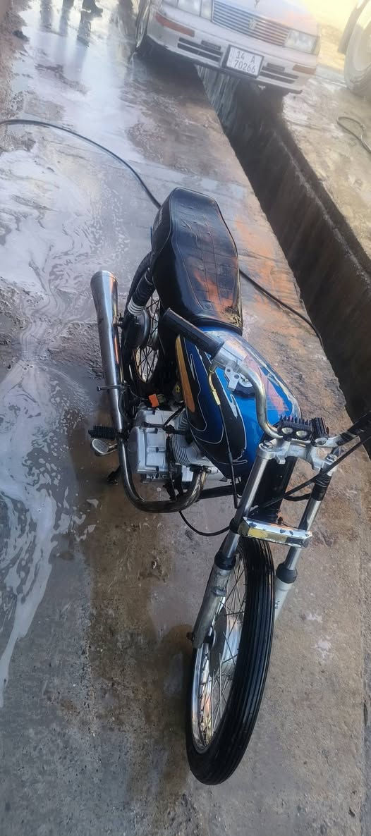 السلام عليكم دراجه ادوات
للبيع ب 225 دراجه حلوه وخير من الله كبل شغل وطلع


**إذا كنت صاحب هذا الإعلان وتريد حذفه لأي سبب، رجاءا أرسل رسالة إلى الدعم الفني**