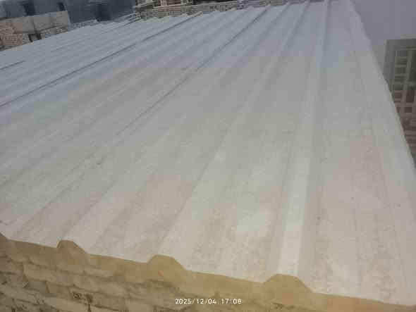 سلام عليكم سندويجات العدد 4الطول 4/50 اربعة متر ونص جدد ثقيل سعر الوحدة 40 الف ***********
