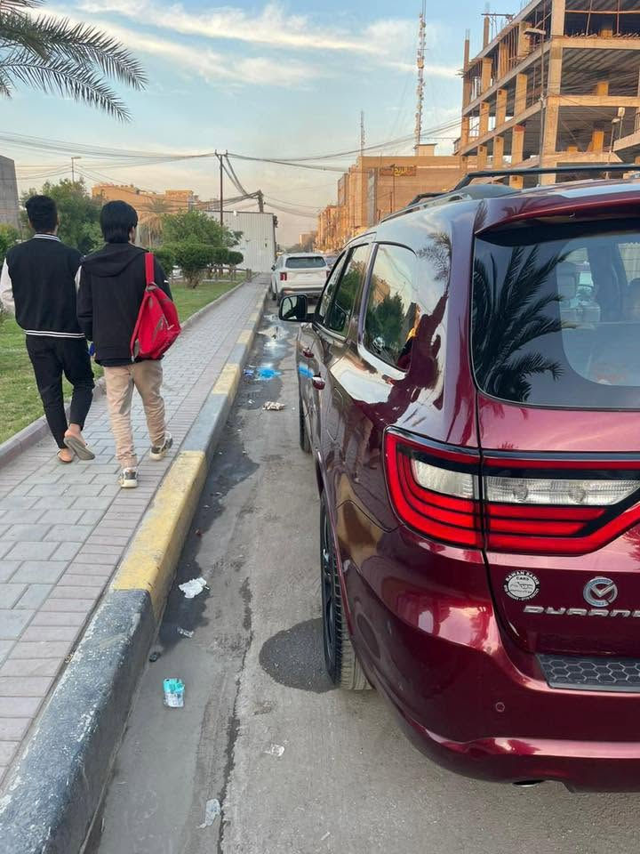 دورنگو خليجي موديل 2020
محرك 6 سلندر ( 3600 ) 

السياره كلين عدى الدعامية الاماميه اني صبغتها لان بيها شخوط كثيره …… ف صبغتها كجمالية 

مكينة وگير ما مفتوحات ، صدر نظيف جدا ، إطاراتها كذلك
بصمة 
فتحة سقف 
تشغيل عن بعد 
لايتات زينون 
ومواصفات اخرى 

السياره ما بيها اي نقص …
السيارة بأسمي وتحويل بثاني يوم 

السعر 308 $ ….وبي مجال …

موبايل ( *********** )

عجبتك السياره وعجبك السعر الف هلا بيك وبتعليقك 

ما عجبتك السياره او ما عجبك السعر … خليك خفيف الظل

ومر مرور الكرام والف رحمه لوالديك 🙏🏼
@
