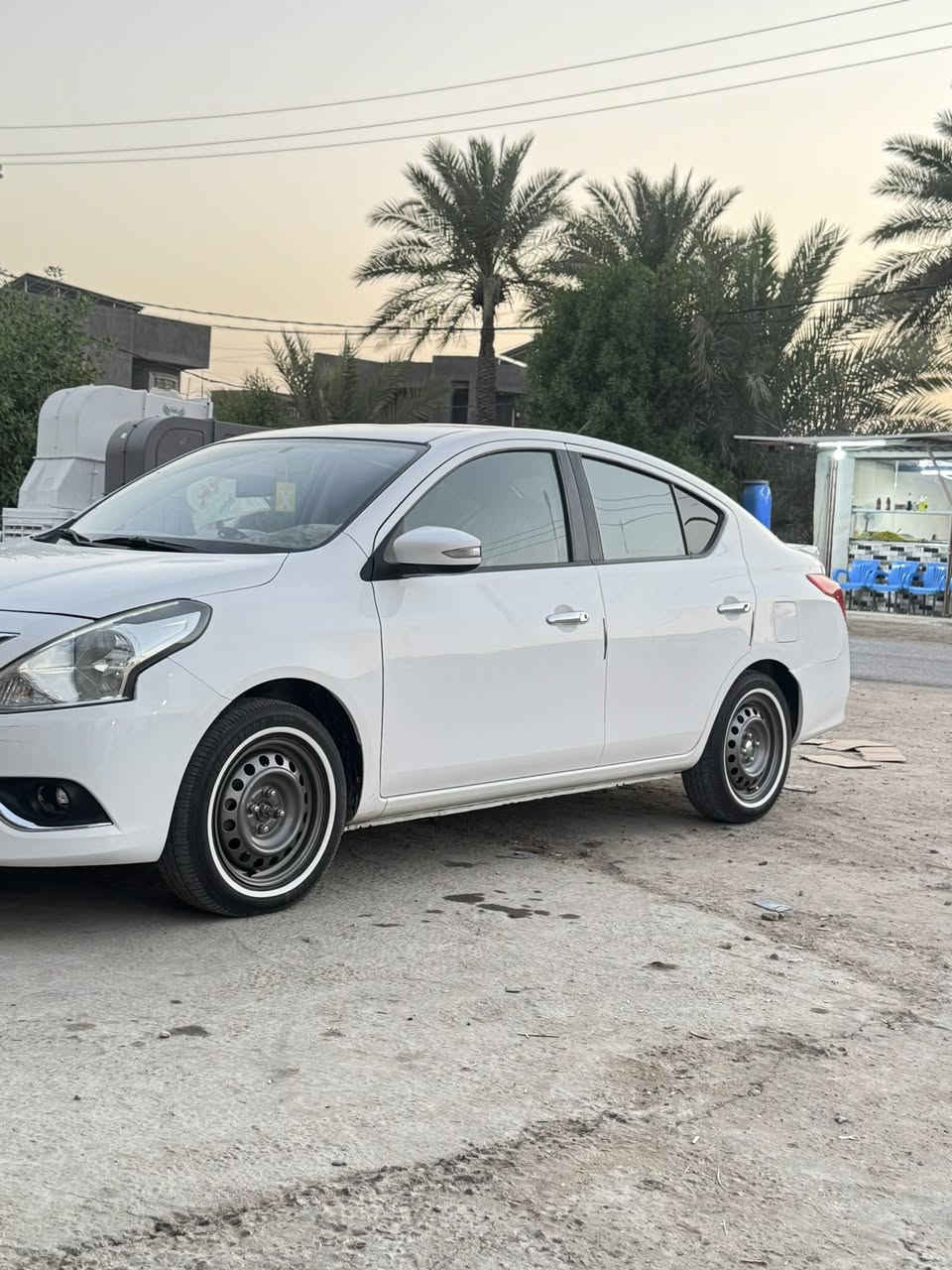 السلام عليكم 
نيسان صني مصري 
موديل 2023
رقم بابل شرط تحويل 
ماشيه 76 الف كيلو 
اربع جام
شاشه 
كامره
قطعيتن تبريد 
مواصفاته معروفه 
مكفوله كفاله عامه 
مثل ماموضح بالسونار
دواخل مدوشمه 
تخم تاير وويل بريجستون حجم 14 
مثل ماموضح بالسونار 
مكاني الحله 
السعر 115 وبيه مجال بسيط 

***********
