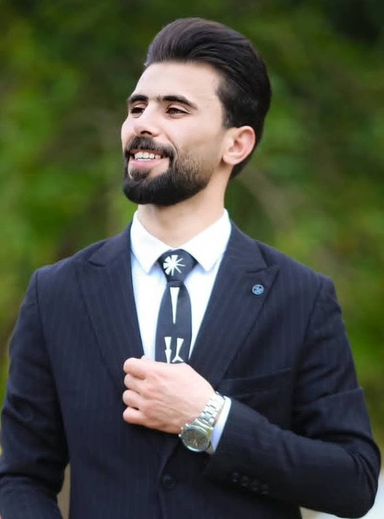 💎اختر تفردك في أهم أيامك💍
يوم خطوبتك يومٌ فريد، فاختر ما يليق به ويمنحه تميّزه،
 اسمك بالحروف المسمارية تفردٌ لا مثيل له على وجه الكوكب🌍
اول شاب سومري يتأنق بالربطة السومرية في يوم خطوبته في الدواية، 
الف مبارك "علي حسين"
#الربطة_السومرية👔
#اميرسكر


**إذا كنت صاحب هذا الإعلان وتريد حذفه لأي سبب، رجاءا أرسل رسالة إلى الدعم الفني**