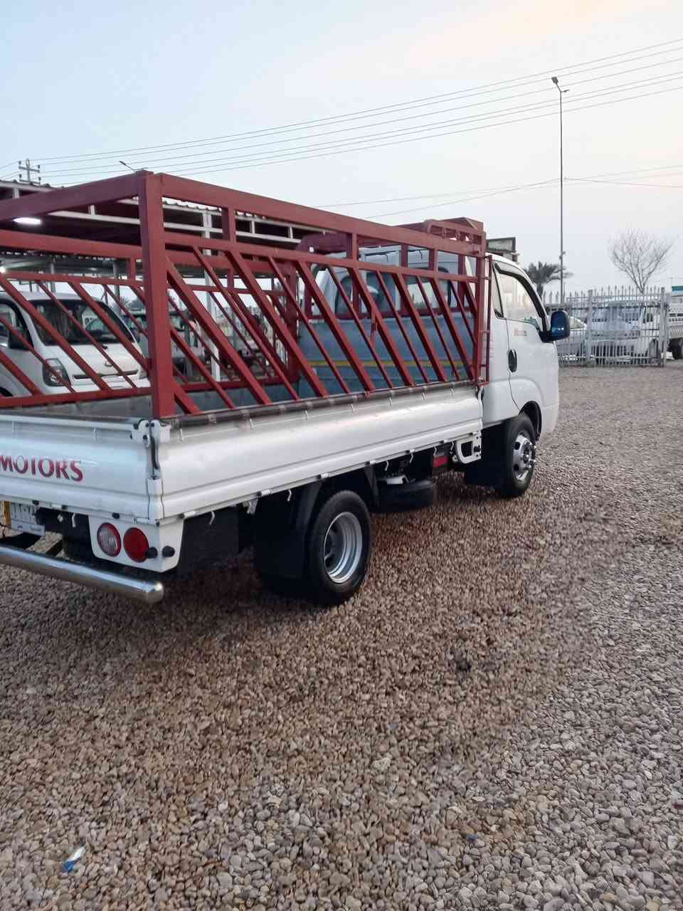 السلام عليكم للبيع فحل 2020 رقم القادسية مكفول كفاله عامه سياره جاهزه للعمل محرك كير  محوره 14 محجر تخم تاير جديد مكاني بابل القاسم رقم الهاتف ***********
