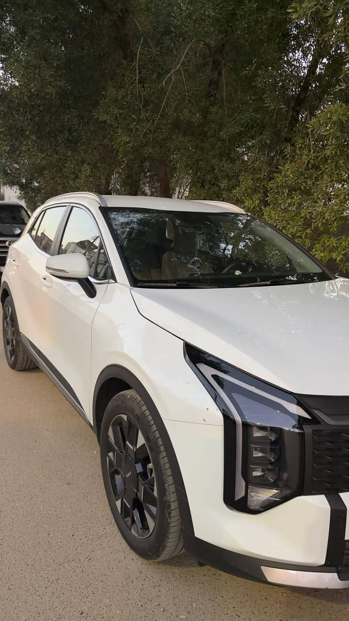 سبورتج 2026 خليجي ماشيه 6 الف للبيع كفاله مكانها بغداد 
حي الخضراء ***********
