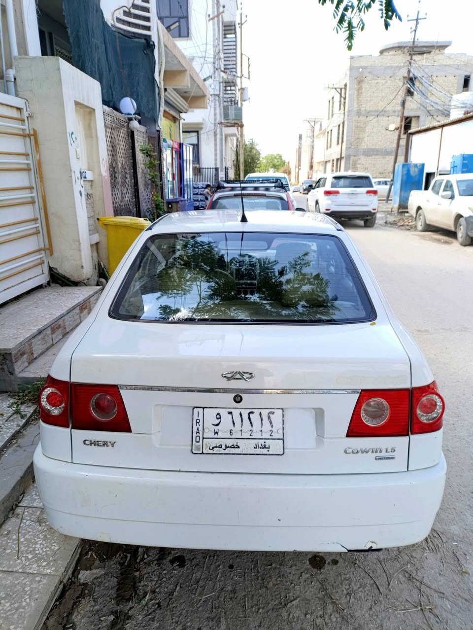 شيري كوين موديل 2010 للبيع السيارة مثل ما موضح بالصور ابيعها على حطتها ..
ماشية 158 
تبريد شغال
باتري جديد
تايرات جدد
التحويل ثاني يوم
السعر 35 ورقة وبيها مجال 
مكانها بغداد الدورة 
للاستفسار :
 ***********
