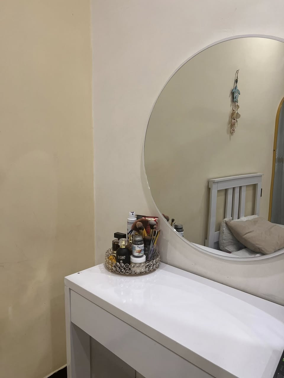 بيع غرفه تصميم مهندس متكونه من اربع قطع للشراء خاص او على الرقم ***********
