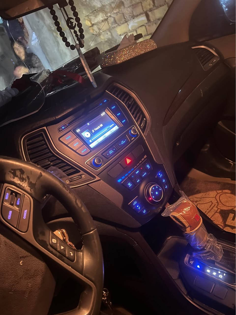 سنتافيا موديل ٢٠١٧ بغداد رقم إنكليزي محرك كير لك جديدات صدر نظيف تخم تاير نظيف بيها مكانات صبغ والباقي يم السونار السعر ١٣٥ بيه مجال محرك جي دي اي  رقم صاحب السياره *********** بغداد, العراق
