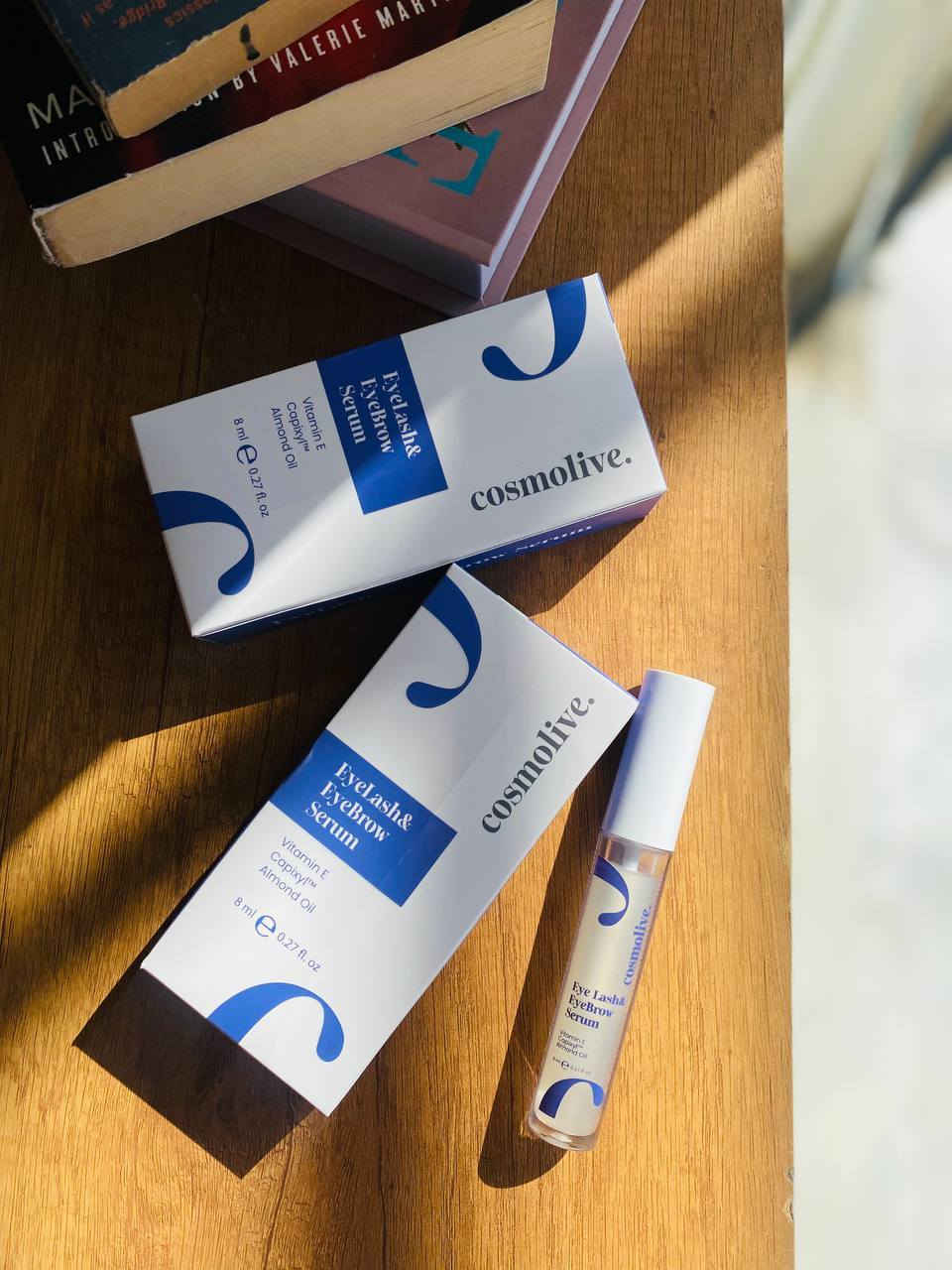 سيروم الرموش والحواجب من كوزمولايف (Cosmolive Eyelash & Eyebrow Serum). 

يغذي السيروم الرموش والحواجب ويساهم في تكثيفها. 

يحتوي السيروم على فيتامين E ومادة الكابيكسيل وزيت اللوز، وهي فوائدها تعزيز نمو الشعر وتقويته. 

يُساعد على جعل الرموش والحواجب أكثر كثافة وامتلاءً وحيوية. 

يُعد هذا المنتج طبيعيًا، حيث يحتوي على مكونات طبيعية بنسبة تصل إلى 94%، وخالٍ من السيليكون. 

سعر القطعة : 10،000 فقط 

#كوزمولايف
#cosmolive


**إذا كنت صاحب هذا الإعلان وتريد حذفه لأي سبب، رجاءا أرسل رسالة إلى الدعم الفني**