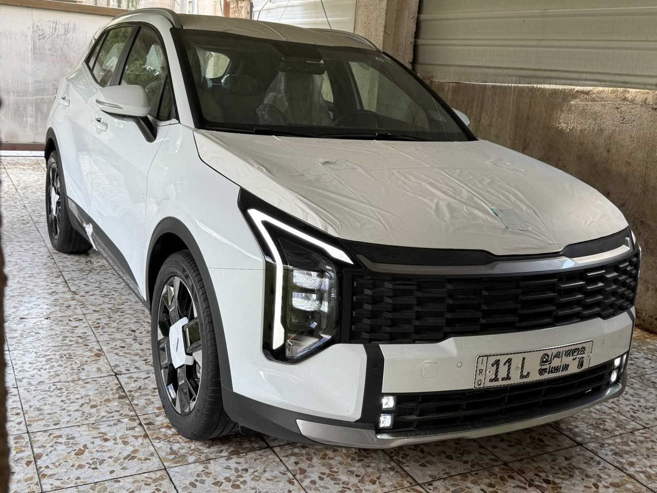 سبورتج 2026 زيرو  0 Km 
فول قماره حديد 

خليجي ضمان شركة نم 5 سنوات او 100 الف كيلو 
مرقم بغداد جاهز لوحه وسنويه

بصمة تشغيل وتشغيل عن بعد 
حساس امامي خلفي 
كشنات جلد وكهرباء 
تبريد وتدفئة المقاعد الأمامية 
جنطة كهرباء 
شفتات ستيرن
ويل 19 انج
هاندبريك كهرباء نظام اوتو ستوب 
مرايه وسطيه عاكسه
تبريد خلفي 
تبريد مناخين منفصل 
باقي المواصفات واضحه بصور 
سياره كامله ملحقاتها وأرضياتها 

سعر السياره :- 264  ورقه سعر ثابت 
مكاني بغداد حي الجامعه 
***********
