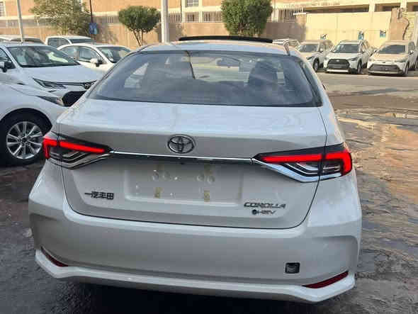 شركه جبل عرفه لتجاره السيارات 
🚘 كورلا هايبرد 2025 الشكل الخليجي
COROLLA HEV 2025 🚘

📜 اليكم المواصفات 👇
🚘 خليجي 
🚘 زيرو
🚘 الموديل 2025
🚘 سعة المحرك 1,8L
🚘 مرتبط بناقل حركة أوتوماتيكي 
🚘 عدد AIR BAG 8
🚘 سلايد رووف
🚘 لايت زينون + LED
🚘 حجم الاطار 205/55R16 
🚘 ويل كب 16
🚘 مفتاح التشغيل بصمة
🚘 دشبول ديجيتال 
🚘 شاشة اصلية
🚘 كاميرا 
🚘 المقاعد مخمل اسود
🚘 تتسع المقصورة ل 5 ركاب
🚘 مثبت السرعة Cruise
🚘 تحديد المسار
🚘 المودات والأوامر الصوتية
🚘 فحص أنظمة السيارة 
🚘 حساسات ضغط اطارات 
🚘 تبريد شاشة
🚘 قطعتين تبريد
🚘 هاند بريك بصمة
🚘 نظام مانع الانزلاق 
🚘ا ISOFIX    ايزو فكس
🚘 اوتو هولد Auto Hold 
🚘 اشارة في المرايا الجانبية
🚘 مخرج منفذ الطاقة
🚘 ا  Bluetooth 
🚘 تطعيم الدواخل ألمنيوم 

💵 السعر 21  مليون🔥 و600,ألف 🔥 
💵 السعر شامل الدلالية
ـــــــــــــــــــــــــــــــــــــــــــــ

📍 معرض جبل عرفة لتجارة السيارات بغداد الكريعات شارع الوقف السني 
(

📳 خدمة الزبائن / ***********/ ***********/ ***********
