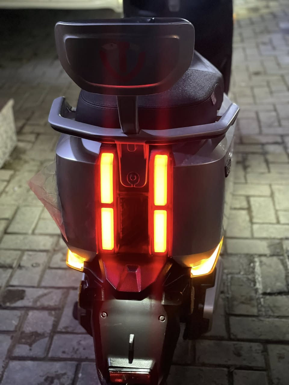 وحش الكون جديده بنايلون تشغيل كارت وريمونت وسويج مكاني حي جامعه سعر ٩٥٠ 
*********** وتساب
