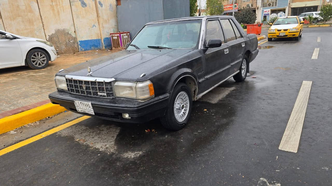 سوبر 85 رقم صلاح الدين
سعرها 30 وبيها مجال 

عنواني حله الحمزه الغربي 

كفاله عامه من ضربه  صبغتها جارده  عوزها صبغ 

حداديه وكير ومكينه بيها بخار بدون تنقيص مكينة بطه 2500.  وتخم تاير جدد  

***********.
