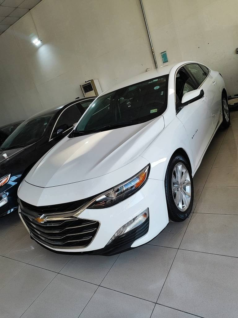 السلام عليكم للبيع / عرض حصري بيع بتقسيط 
مواصفات LT / ممتازة / مواصفات  / ممتازة   
للاستفسار / *********** /   عرض بلاش البلاش 
السعر/مقدمة 69$ ورقة  قسط شهري 400 دولار الكلي خاص اتصال أو مراسلة واتس 
الحالة-  صبغ فقط جاملغ سائق  
النوع- شوفر ليت ماليبو شكل جديد 
الوارد- امريكي 
حجم المحرك - 
الموديل - 2023
اللون- لون ابيض/ نضيفة  جدا السيارة    
كم - 22 الف ماشي 
العنوان _ اربيل  (تترقم شمالي السيارة   )
مواصفات ممتازة  بصمة مع بصمة ابواب  شاشة كبيرة تحكمات انضمة قيادة رادارات 
سياره  أو جاهزه من أي نقص 
مكان السيارة / اربيل 
تليفون *********** 
اتكفل البيع بتقسيط بعد اخذ العموله ولضمانات
البيع يشمل الجميع بدون كفيل 
فايبر 
وتس اب أربيل, العراق
