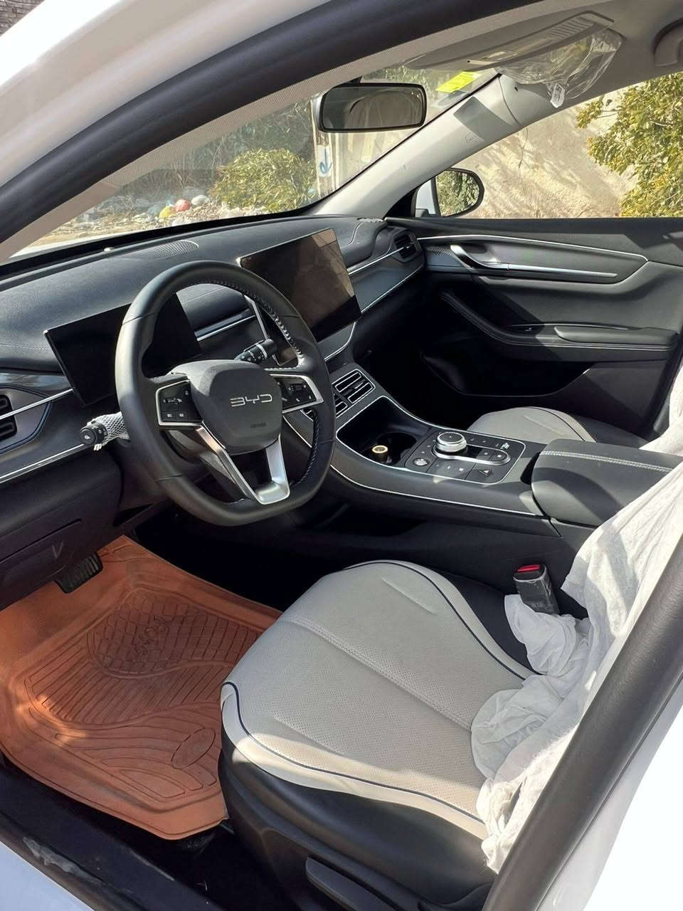 بى واي دي ديسترو للبيع رقم كربلاء باسمي ماشيه 2000 شخط مابيها السعر 19 مليون /***********
