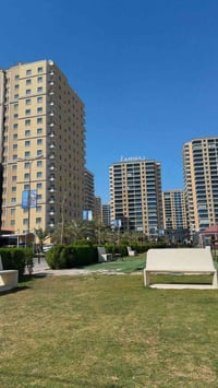 شقة للبيع في مجمع بوابة العراق السكني   مساحه ٢٢٨ بنايه ٣٩ طابق ١٠  شق...