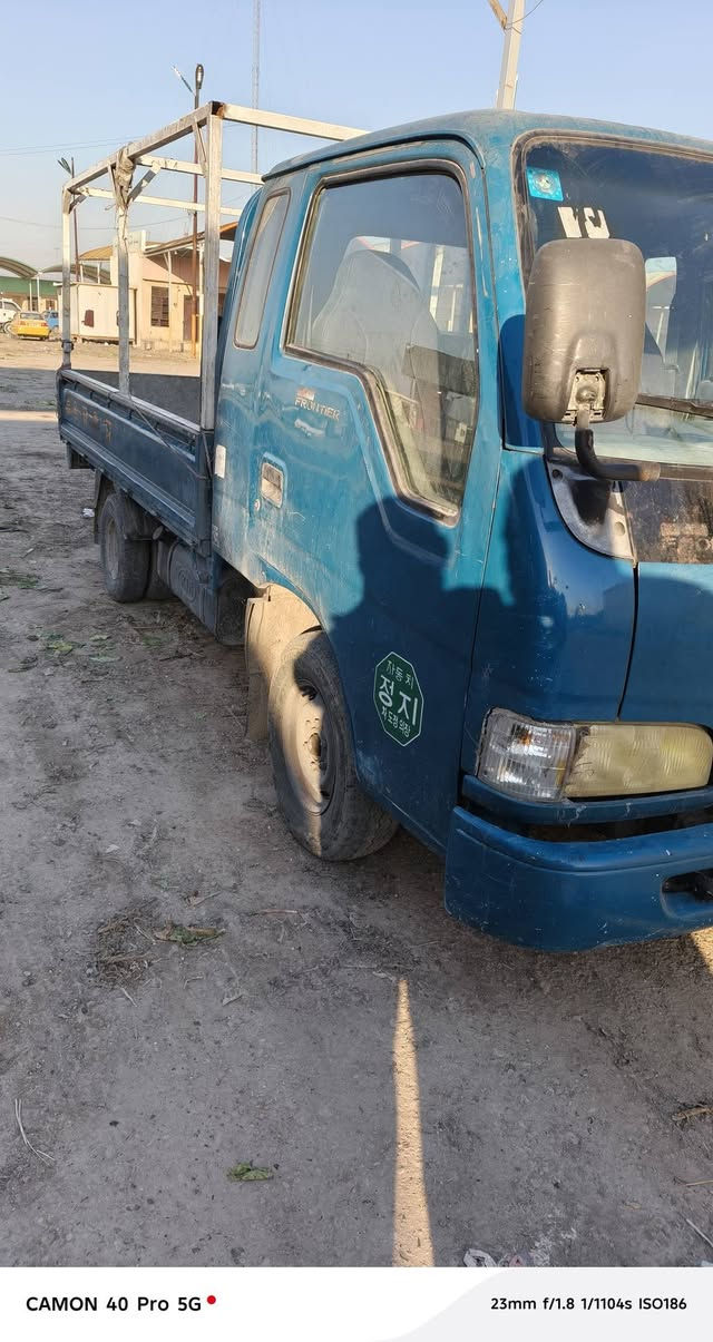 سلام عليكم كيه فنتيره 
موديل ٢٠٠٠
***********
٤٠ ورقه وبيهه مجال
