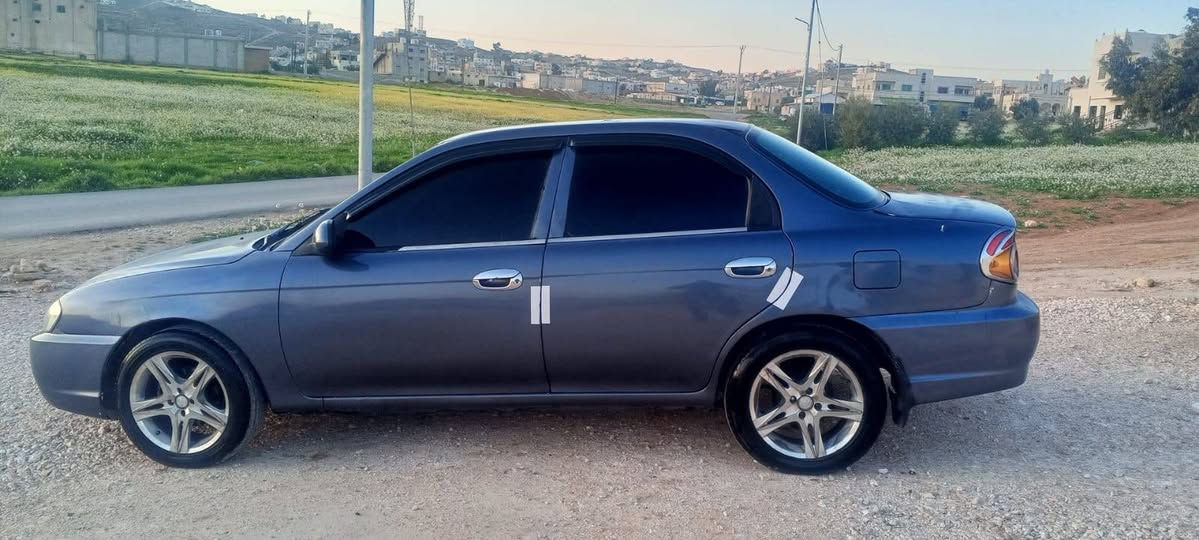 بسم الله الرحمن الرحيم
كيا سبكترا للبيع 

الموديل 2002
فحص جيد جيد القصعه
ترخيص طويل لشهر 8

دهان نظيف

جنط مميز وكاله

كوشوك نظيف

ماتور فحص

 قير فحص 

غرفه نظيفه
 بطاين سقف كراسي كله علئ وضعية الشركه

كهرباء وميكانيك نظيف 

 السياره مش بحاجه اشي 
بفضل من الله نظيفه 

واقفه ومشيتها حلوه طقه ما بتسمع 

لسعر 1900 قابل للتفاوووووض بشيء بسيط

للاستفسار 0772929425.  لا اتابع تعليقات..


**إذا كنت صاحب هذا الإعلان وتريد حذفه لأي سبب، رجاءا أرسل رسالة إلى الدعم الفني**