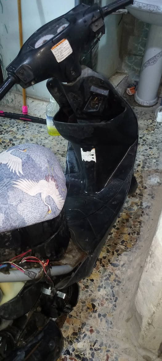 دراجة سازوكي60 ياباني لبيع العنوان بغداد البلديات رقم الهاتف *********** سعر150
