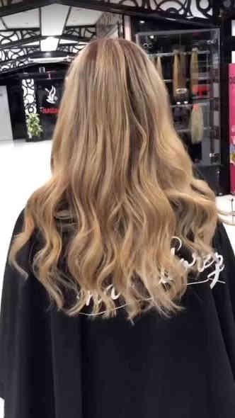 يوم الجمعه يتم فتح قسم صالون  في مركز فرح sba يتوفر تسريح الشعر  جميع صبغات الشعر تخصيل شعل امبري للشعر وكذالك صبغ كامل علما ان صبغه الشعر راح تكون ماركه كوكو هير افضل انواع الصبغ جزء من اعمالي العنوان الدوره حي الصحه مقابل شمس بركر للحجز *********** تنورنا 🌺🌺
