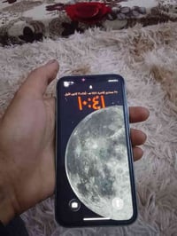 ايفون 11جهاز نضيف فقط كسر بضهر خفيف   بطاريته ٧٢ذاكرته ١٢٨سعر ٢٠٠ وبي ...