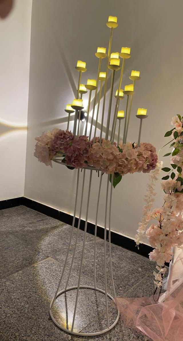 بيع قوس خشب mdf ثقيل جديد غير مستخدم يستخدم للاعراس ولاعياد ميلاد وحفلات التخرج والختان  ويمكن تفصخية 
مع شمعدان شموع كبير مع نشرة ضوئية البيع داخل بغداد فقط


**إذا كنت صاحب هذا الإعلان وتريد حذفه لأي سبب، رجاءا أرسل رسالة إلى الدعم الفني**