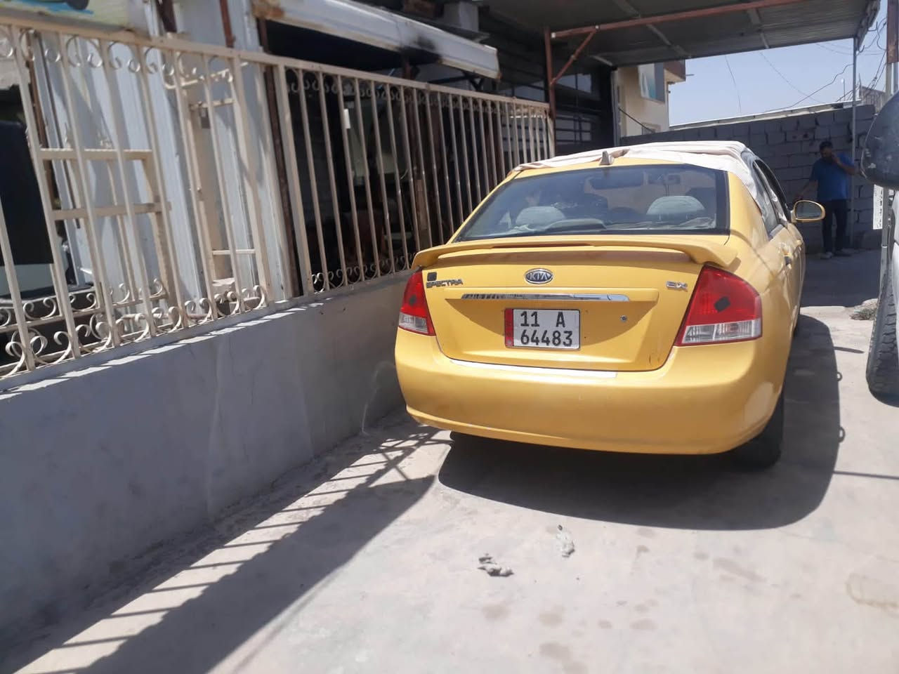 سبكترا ٢٠٠٩ رقم بغداد انگليزي باسمي
السياره محرك كير صدر تبريد
جاهزه من كلشي 
مصفره هيئة وغرامات
جديده السياره 
سعرهة ٨٥وبيهة مجال 
للاستفسار ***********
مكاني ديالى بعقوبة الشريف
