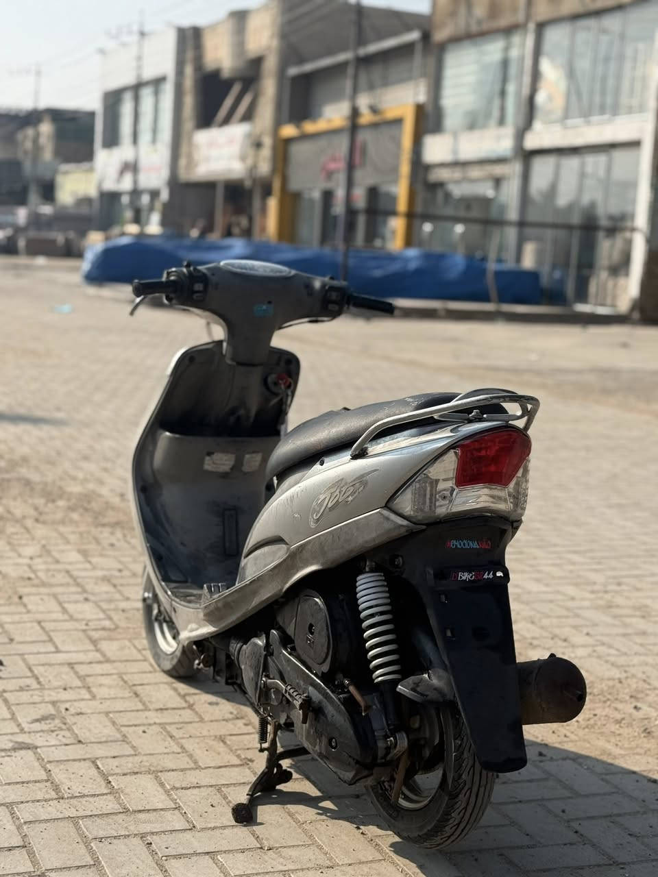 سلام عليكم دراجة ماكس منغولي للبيع نگرة سلف وهندر دراجة نضيفة ما مفتوحة ابد بوشة ٤٩ بلادية مابيه اي نقص ما عدا مازده الامامية مكاني بغداد البياع سعره 475 وبيه مجال بسيطط ***********
