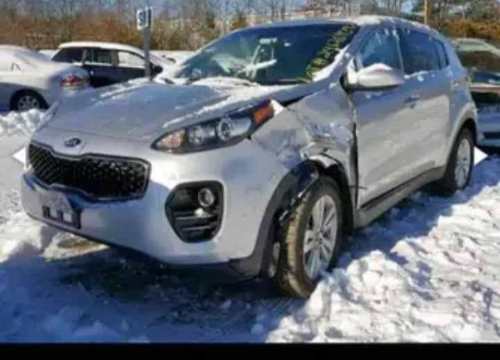 #بيع_مستعجل 
سبورتج 2018 امريكي 
ماشية 86 Mil 
محرك 2400 مكفول 
كير مكفول صدر امامي خلفي مكفول 
سيارة جاهزة 
السعر 145 وبيها مجال بسيط 
بغداد الغزالية/ ***********
