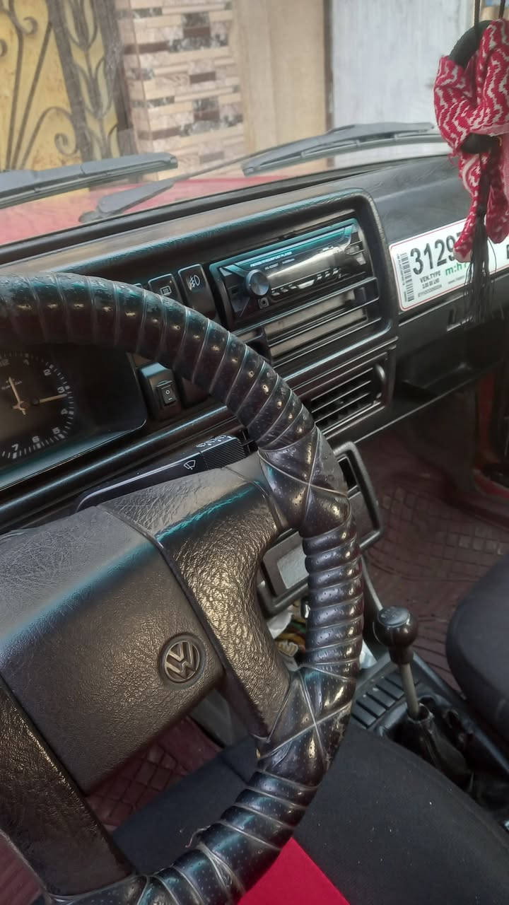 كولف جديده وضع شركه نضافه فول محرك صفر ثمنيه 5كير كلو شرط محرك بدايه تبخير رقم نينوى  مسطره قطره صبغ مابيها بس بوند تارات وويل كب 14طخم جدد شرط على كل عيب سعر 34وبيها مجال قليل عنوان موصل رقم ***********
