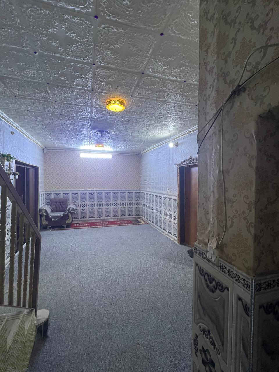 بيت طابقين المساحة 200 م

الطابق الأول غرفتين او صاله او استقبال او مطبخ او حمام او كراج او حديقه 
والطابق الثاني غرفتين او صاله كبيره او بيتونه ثانيه او سطح كامل

جمعية الإسكان بالجهة المقابيل جامع أهل البيت
السعر 150 مطلوب 45 مبادره 

***********
