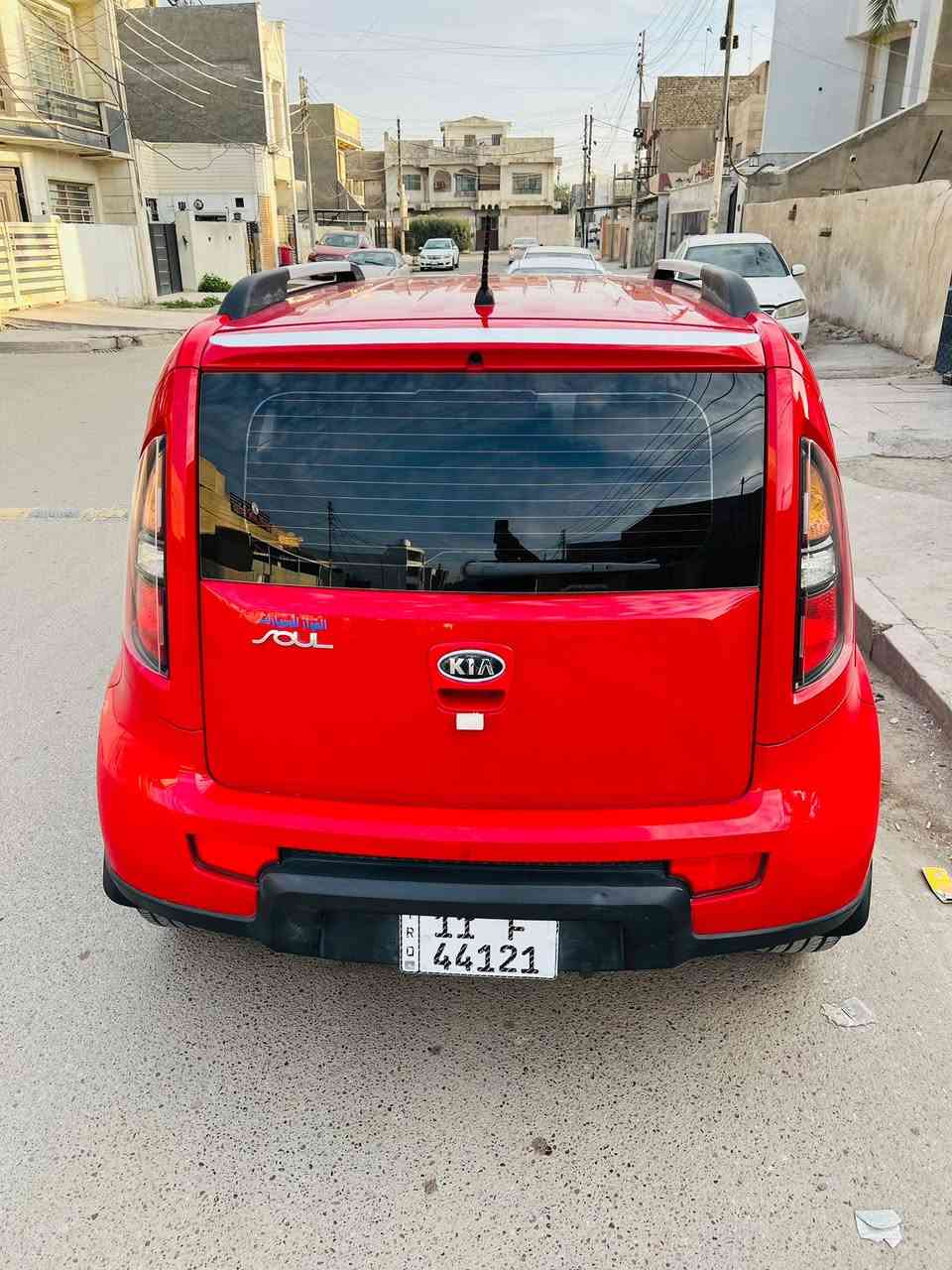 السلام عليكم للبيع كيا صول موديل ٢٠١١ وارد خليجي رقم بغداد بأسمي مكينه ١٦٠٠ دوش كير مكينه حداديه تبريد بحاله جيده ماشيه ١٥٠ كم بيهه صبغ ٣ قطع موجود سونار مكانهه بغداد السعر ٩٥ للاتصال ***********
