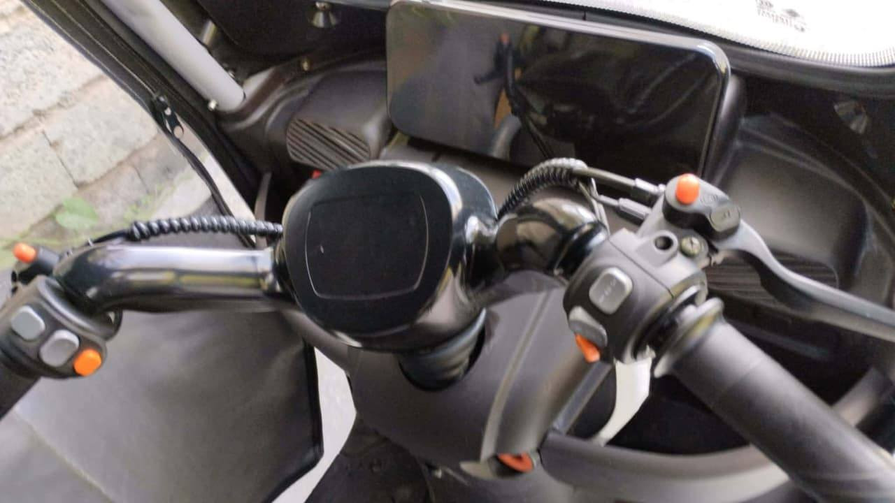 دراجة شحن للبيع بعقوبة بهرز ***********
