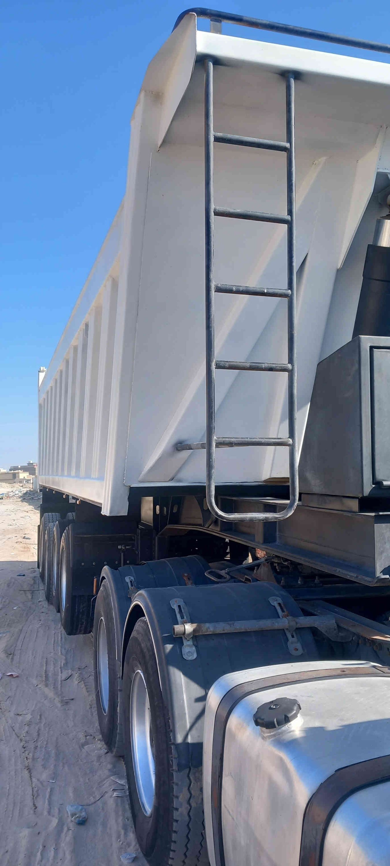 سلام عليكم نثيه للبيع موديل ٢٠١١. اصل معلايه ٢٠١٧ مكينه ٥٣ كير كهربائي مجموعه جيئف جوبلس عربانه اربع دناكير حدادة حسين عزيز تخم تاير كفاله عامه السعر ٨ شدات وبيه مجال العنوان كربلاء مالكه كربلاء السيارة واحد على واحد ***********] ***********
