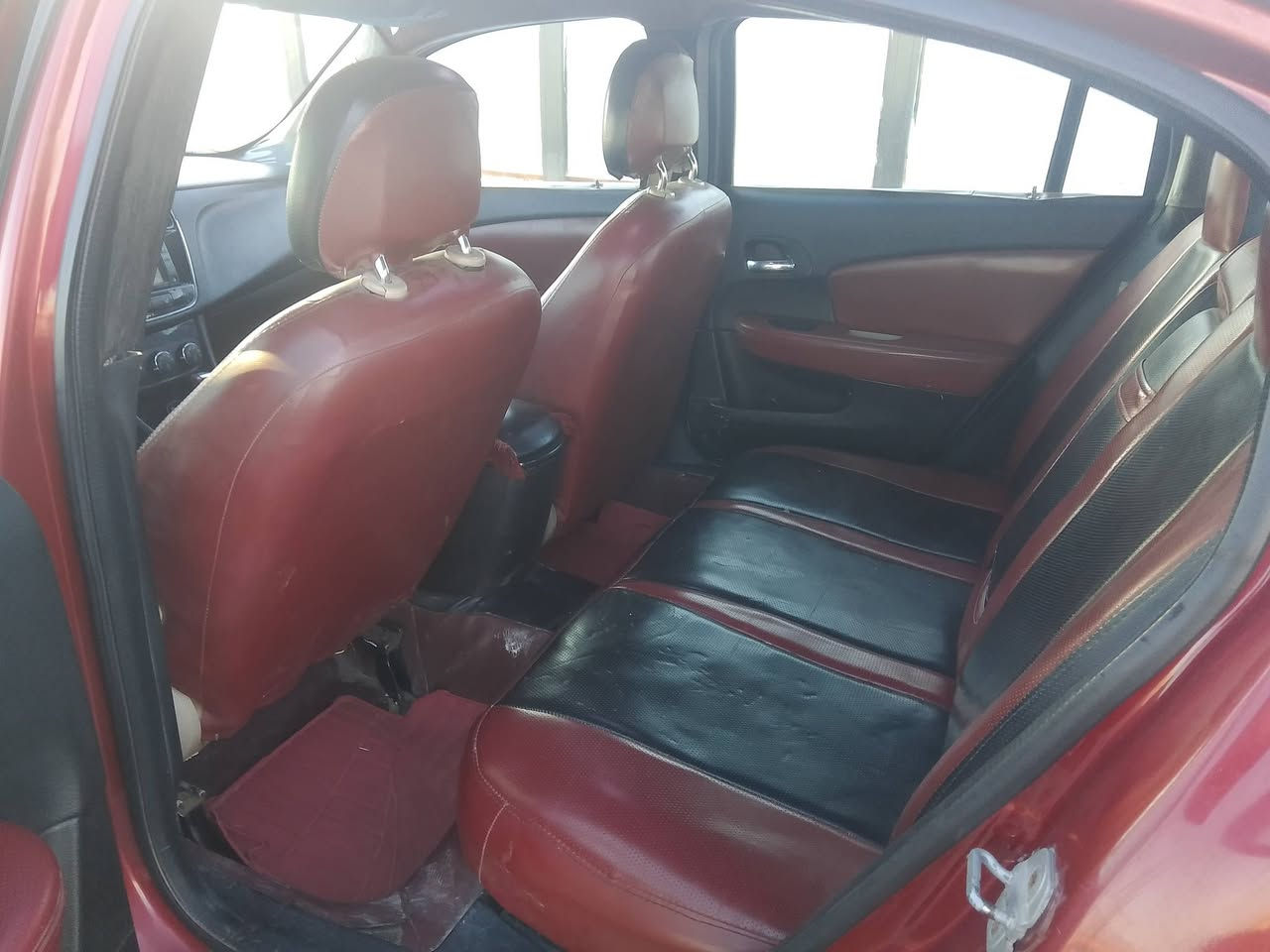 سلام عليكم سياره للبيع سي 200 موديل 2013 وارد امريكي حادثها بنيد وشاملغ خلفي السائق سياره جاهزه محرك 2400 تبريد حداديه كير كفاله سعر السياره 77 العنوان كربلاء حي رمضان رقم الهاتف ***********
