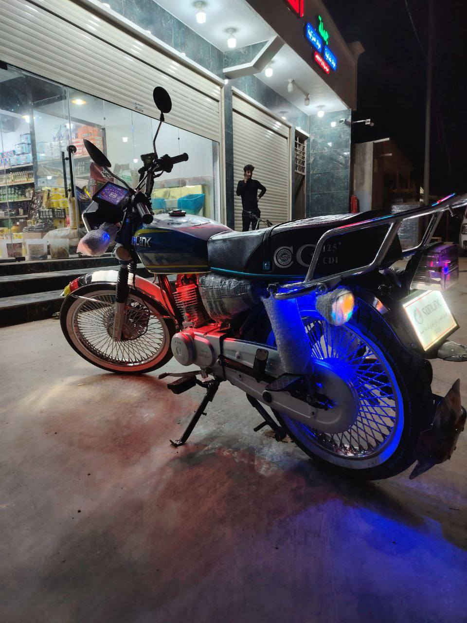 سلام عليكم تايكر 2025صار 15يوم من نزلتها للمراوس بسيفان25


**إذا كنت صاحب هذا الإعلان وتريد حذفه لأي سبب، رجاءا أرسل رسالة إلى الدعم الفني**