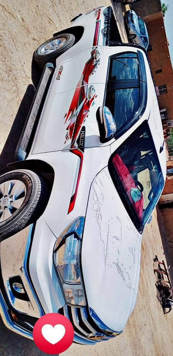 هايلوكس 2016سيد نهرو مكفوله كفالة عامه من طخه الابره
فول     رقم سليمانيه باسمي تحويل ثاني يوم براد جديد هزه جديده سنويه الى 2030سياره مال جناي على وضع الشركه 
 مواصفات

 گير اوتوماتيك
 تبريد قطعتين

 تحكم استيرن 
شاشه 
كامره 
اشاير بالمري 
4×4
نضام قياده ECO.PWR 
بنزين 4 سلندر 
تخم تاير جديد 
دبل سنتر لوك 
للأستفسارــــــــ***********
غير متواجد على الفيس بوك
صلاح الدين ناحية حمرين
