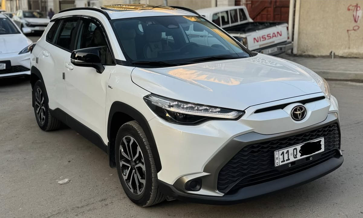 السلام عليكم
فروت لاندر فئة S
موديل 2025
ماشيه 8الف كيلو 
فول مواصفات ١/١ :
كشنات جلد 
فتحه سقف سلايد
لايت لد خمس عدسات 
بك لايت لد
كرسي السائق كهرباء
جنطه كهرباء
رادار امامي جانبي وحساس خلفي 
اوتو هولد
هاند بريك بصمه
لد اناره داخليه للسياره
كشنات جلد اسود
 عازل حراري للجام
وبعد مواصفات الفول كلها بيها

السعر 28مليون و 250 الف 
بي مجال بسيط 
***********
واتساب
مكان السياره بغداد الوزيرية
