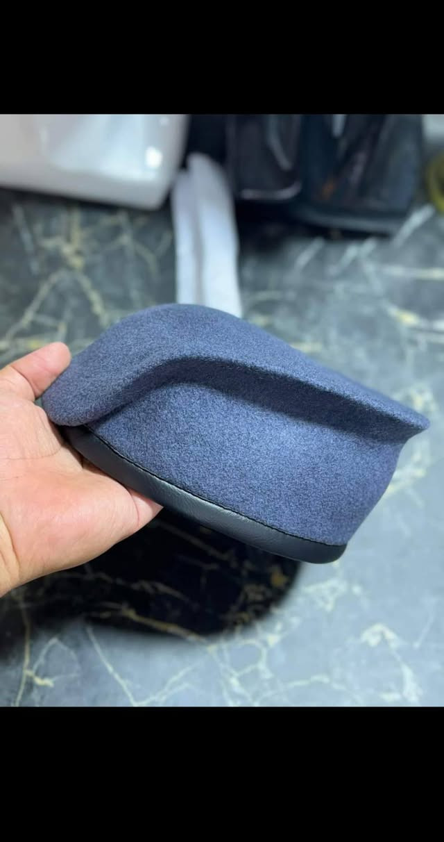 بيريه شغل درجة اولى 
الحتار جلد او قماش 
جمله او مفرد 
العنوان باب الشرجي 
محل ومعمل كرار ابو علي ***********واتساب يوجد خدمه توصيل لى جميع محافظة العراق او نقليات
فحص البيريه قبل الستلام من المندوب والف هلا بيكم
يوجد كل الالون 🤍
