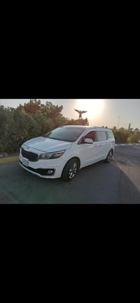 سيدونا • ٢٠١٧ • ٨ راكب