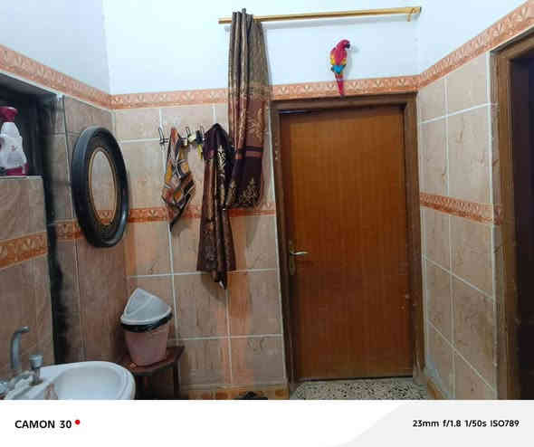 #بيت للبيع💥👏
🔱موقعه محافظه الانبار مدينه الفلوجه بحي جبيل☝️📝👉
📝📝سعره 85 وبي مجال☝️
🏫📝بناء بلوك☝️وصارفيله وصل البلديه للطابو الصرف👏👏
مساحة البيت ٣٥٠ الواجهة ١٤ والنزال٢٥ يتكون من غرفتين ٥×٤ ومطبخ ٤,٥٠×٤ واستقبال ٨×٤ والصالة مفتوحة على مساحة الدرج عرض ٤ متر البيت بياض ومصبوغ من الداخل والأرضية كاشي ومن الخارج طرمتين يعني بابين سياج والواجهية ملبوخة ومصبوغة ويوجد حديقة ٨×٧ بين البابين أمام باب الدخل علما أن الطرامي صب مو كاشي
للاستفسار اكثر الاتصال على الرقم التالي 📱📞 ***********👉☝️متوفر واتس اب همات 
ام علي للعقارت والترويج 🫶🌸🫀
