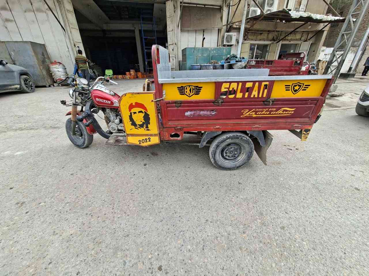 السلام عليكم ستوته سلطان موديل 2019 نضيفه ستوته مكفوله بدي وشاصي نضاف كدامكم بل الصوره يعني ستوته تاخذها منا تشتغل بيها منا سبب البيع محتاج فلوس باقي التفاصيل اتصل واني خادم  سعر مليونين وميتين وبيها مجال لطيبين والشرايه من صدك رقم ***********
