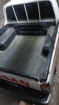 البيع غلاف بدي نيسان شبوط مستعمل اصلي مال تفصيخ  ٠٧٧١٥١٤١٤٨٣