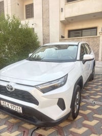 راف فور 2025خليجي  سياره مكفوله  ماشيه 22000الف 07761671513