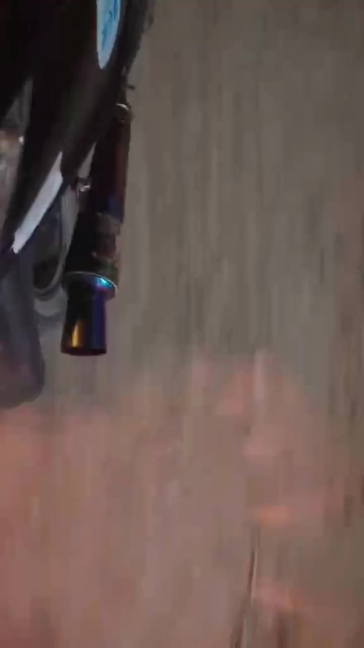 السلام عليكم
دراجه كامكو جي فور للبيع موديل 2005
مامفتوفه شلعه ومعدل ماعايزه برغي سلف كهربائيات كلهه شغاله
وبيهه صالنصه رياضي صوت وطكه ونار
العنوان خان النص عمود 603 السعر خاص
واتساب ***********
