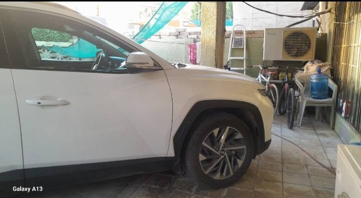 السلام عليكم سياره توسان للبيع موديل 23 ماشي 50,000 السعر 190 ورقه بها مجال سياره نظيفه فيها طخطخه بسيطه مصلح رقم تليفون *********** بغداد, العراق
